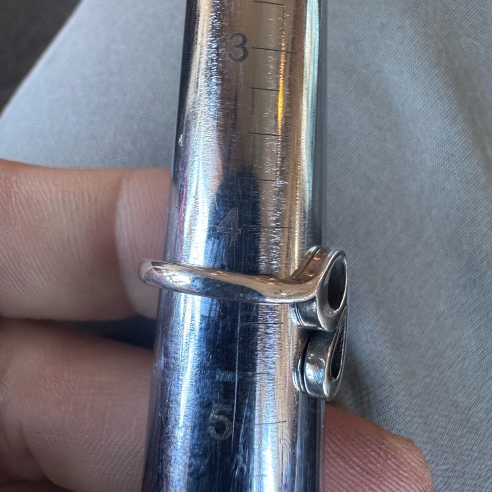 Avery Silver Script 'G' Initial Ring - Picture 4 of 4